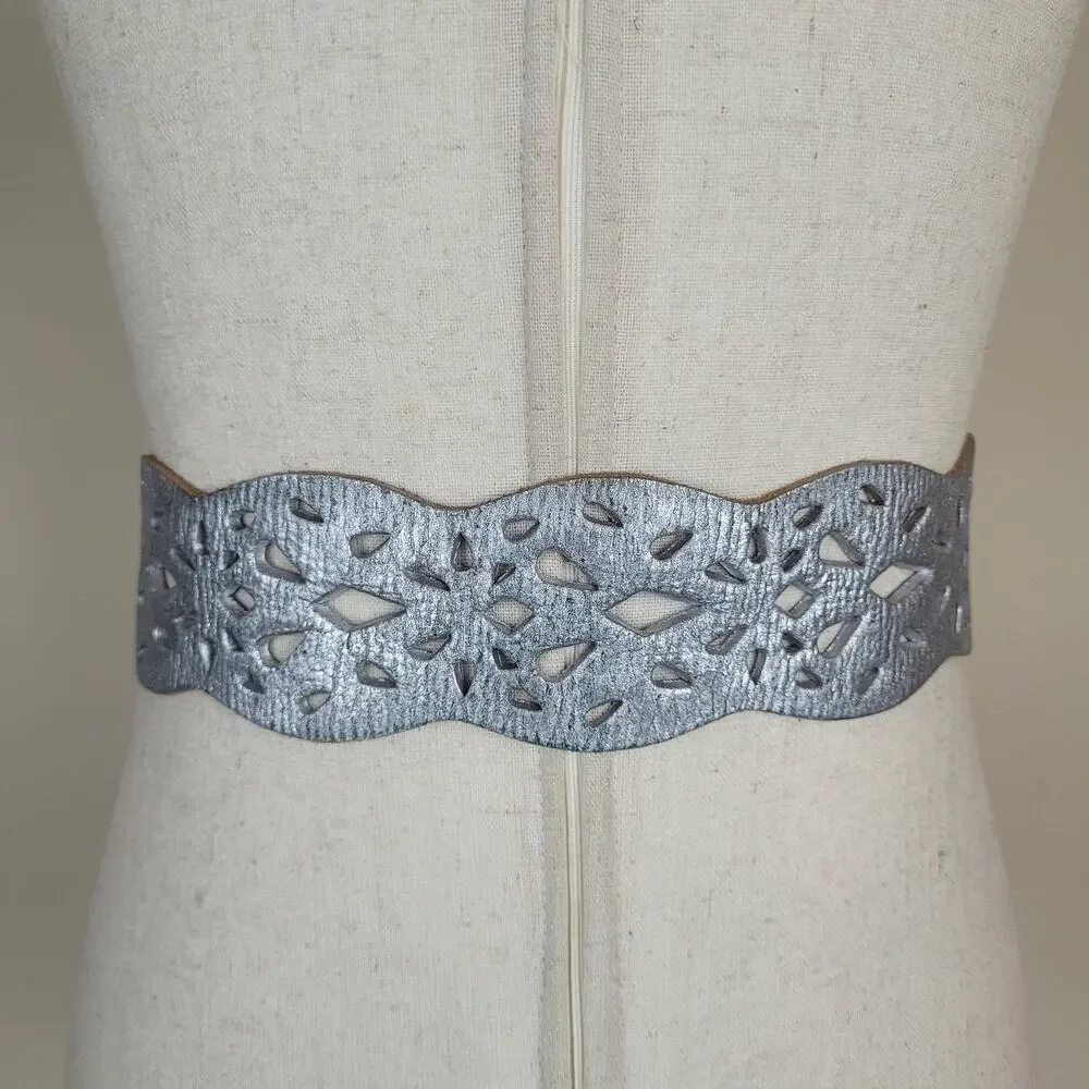 Linea Pelle Belt Small Silver Metallic Leather Waist Double Buckle Cutout Boho